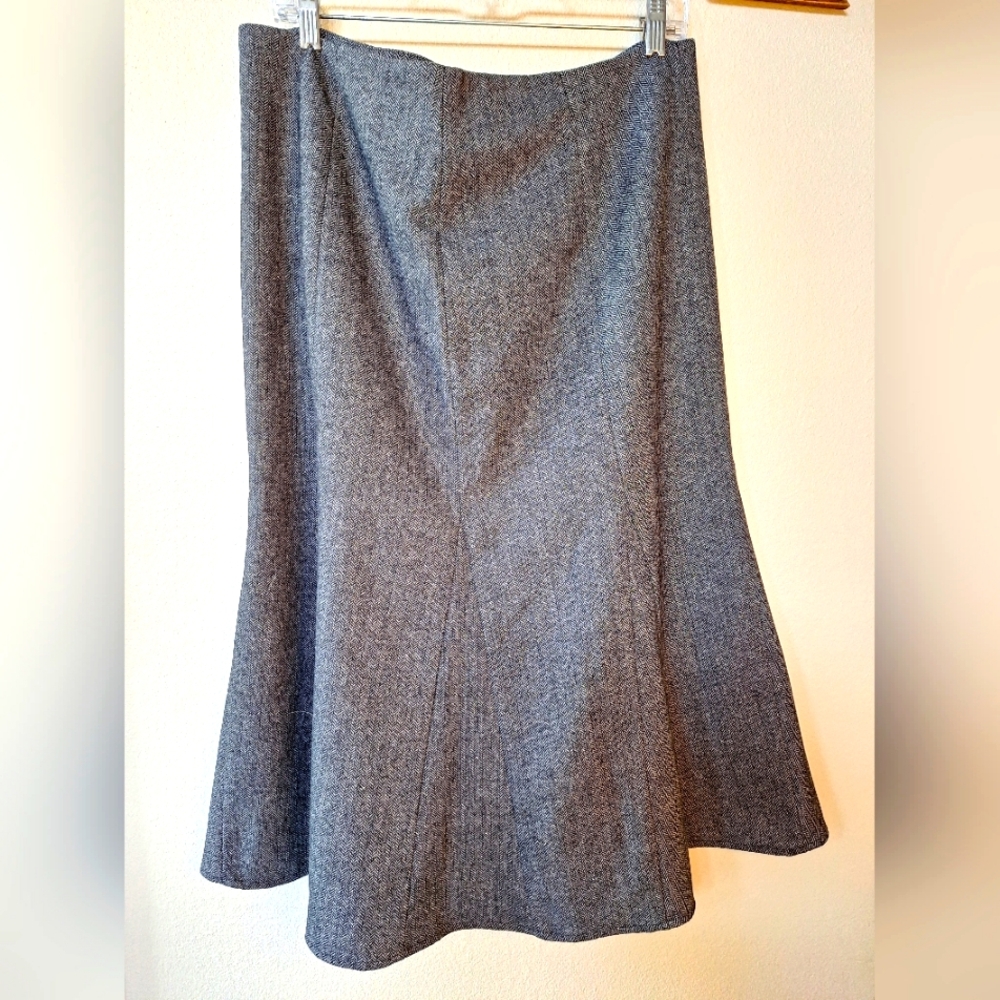 Sundance Charcoal Gray Midi Tweed Flare Skirt. Womens size 14
